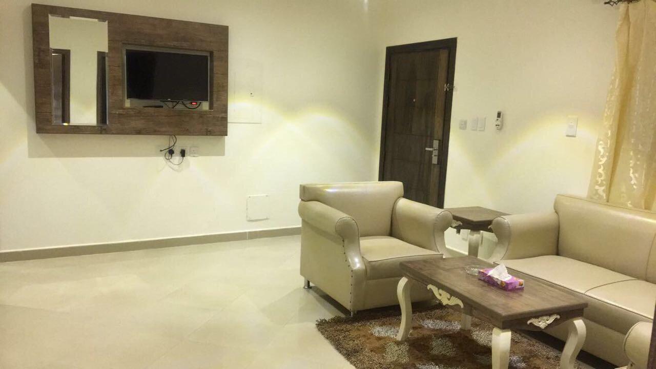 Ruoof Furnished Units Apartment Дамам Екстериор снимка