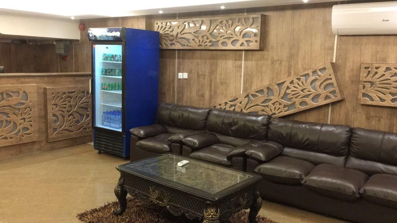 Ruoof Furnished Units Apartment Дамам Екстериор снимка